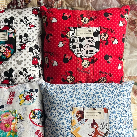 Tooth Fairy Pillow - Mickey and Minnie - Picture 6 of 14